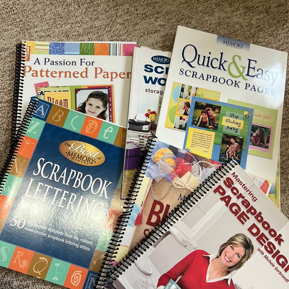 Memory makers lot of 7 scrapbooking books